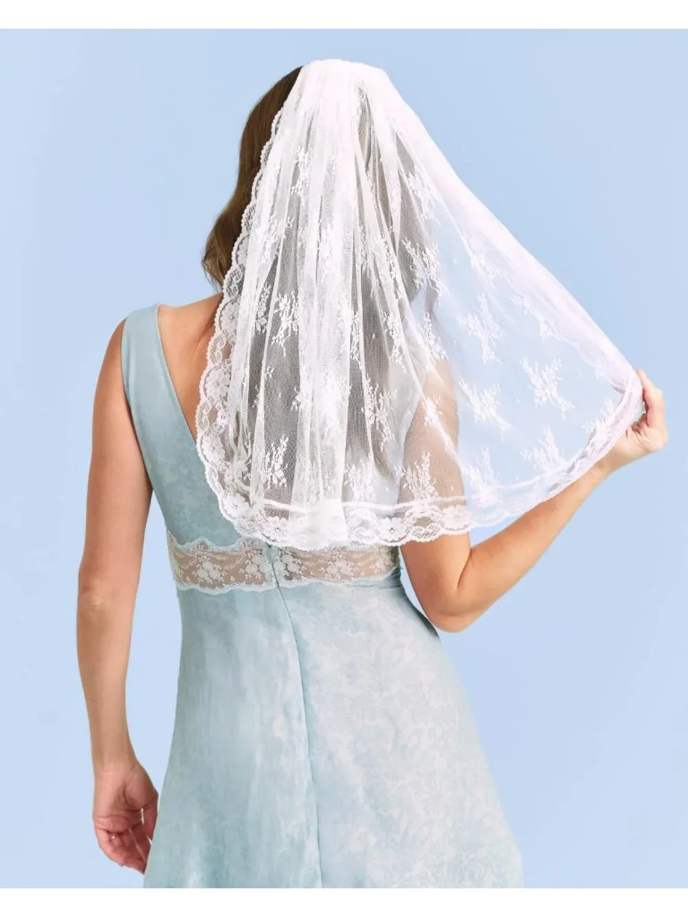 Women's White 2 Tier Polyester Bride To Be Lace Veil Pearl Padded Headband - Picture 2 of 7